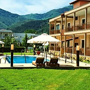 Apartman Plakoudis, Sztavrósz